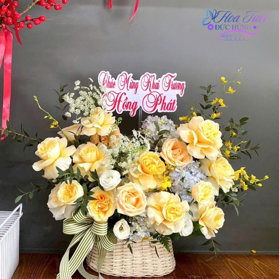 Giỏ Hoa Tươi Vàng Hiện Đại GH09